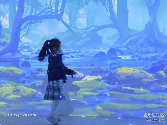 【熊貓星球光影展】 和大熊貓一起吃竹子