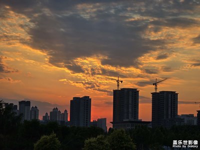 三星S24u鏡頭下的云