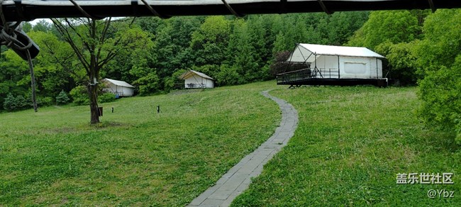 美麗的周末，美麗的時刻，金龍山森林營地的開心之旅