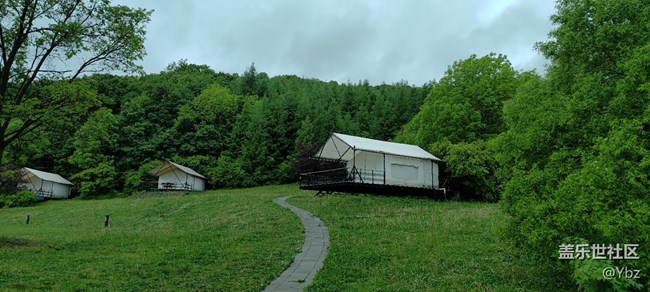 美麗的周末，美麗的時刻，金龍山森林營地的開心之旅