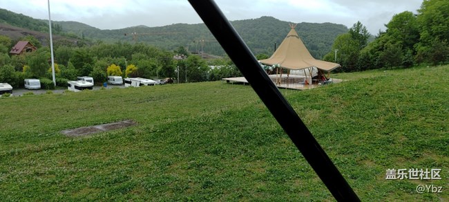 美麗的周末，美麗的時刻，金龍山森林營地的開心之旅