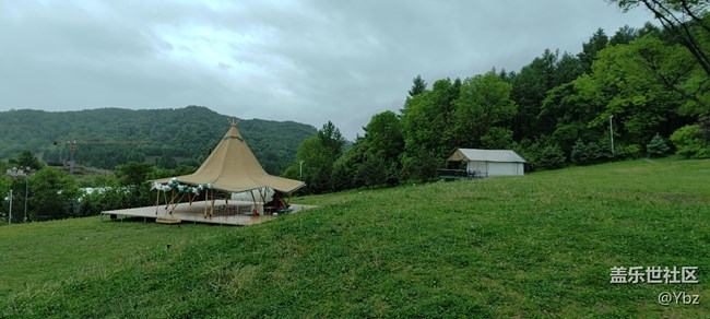 美麗的周末，美麗的時刻，金龍山森林營地的開心之旅