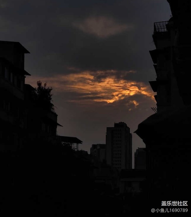 【色彩與光影的邂逅】夜色寧靜