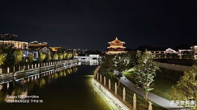 夜游江南絲綢小鎮(zhèn)