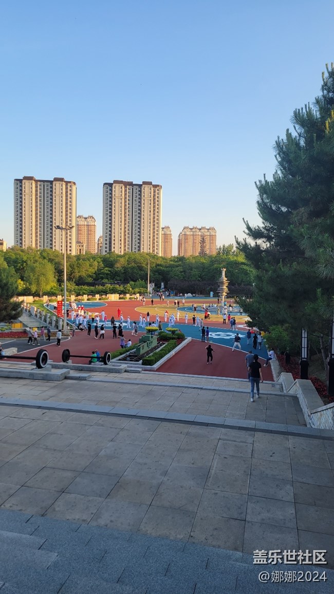 相聚哈爾濱市香坊區(qū)勞動(dòng)公園，風(fēng)好，景美，人更靚！