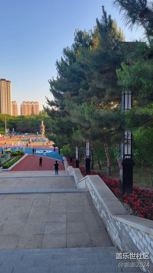 相聚哈爾濱市香坊區(qū)勞動(dòng)公園，風(fēng)好，景美，人更靚！