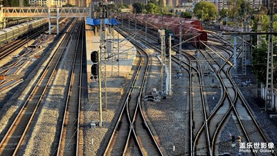 【光影色彩】+拍拍火車站