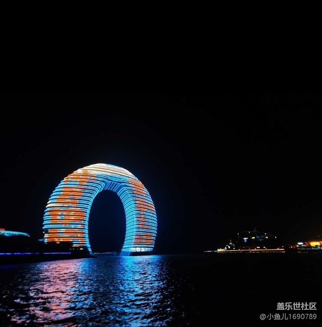 【色彩與光影的邂逅】同一建筑的不同光影變化