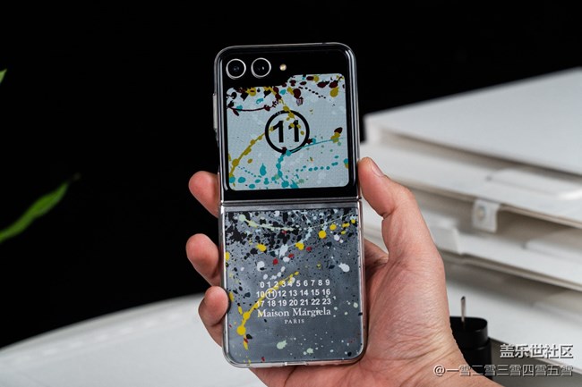 Galaxy Z Flip5 Maison Margiela限量版圖賞