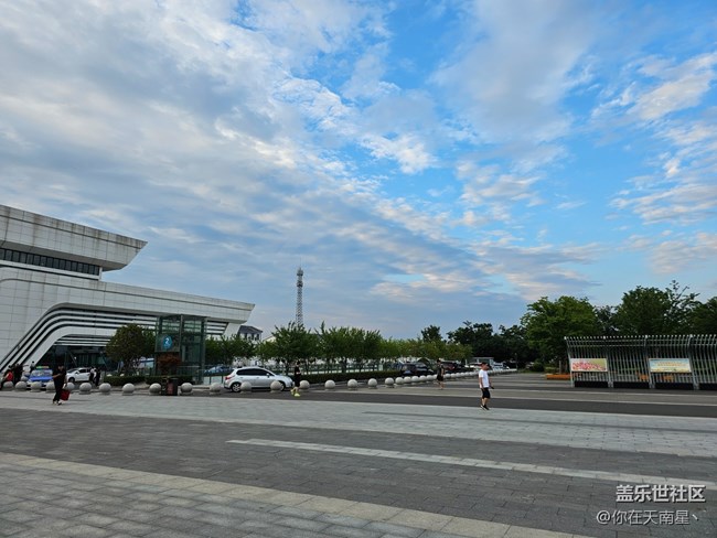 【夏日贊歌】+夏日的藍天白云