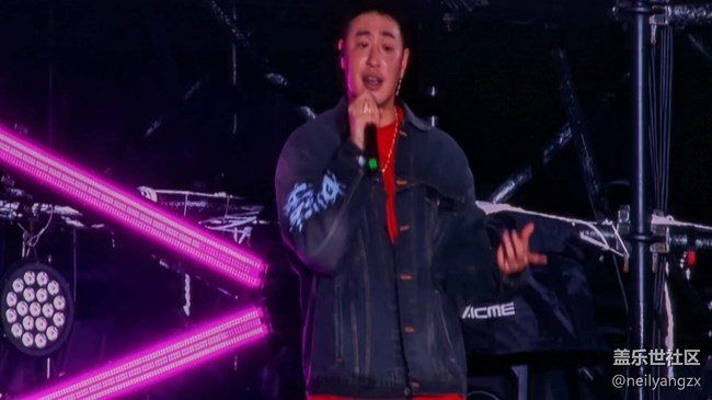 當(dāng)BGM響起，是誰的DNA動了？？——山頂演唱會，依舊VIP