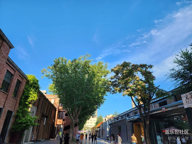 【色彩與光影的邂逅】藍天白云的時刻