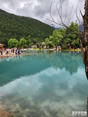 【七月風(fēng)光】游藍(lán)月谷