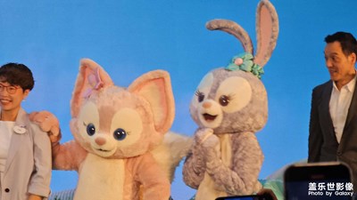 偶遇迪士尼玲娜貝兒