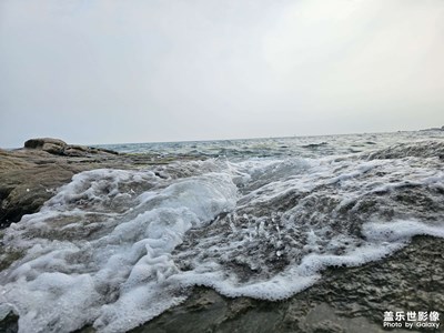 【夏日麗影】海波洶涌似我心