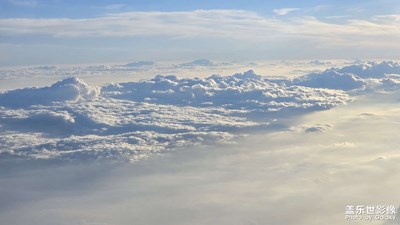 穿越云山云海之間的旅程！