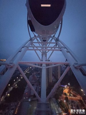 【七月風(fēng)光】七月摩天輪下的微光時(shí)光