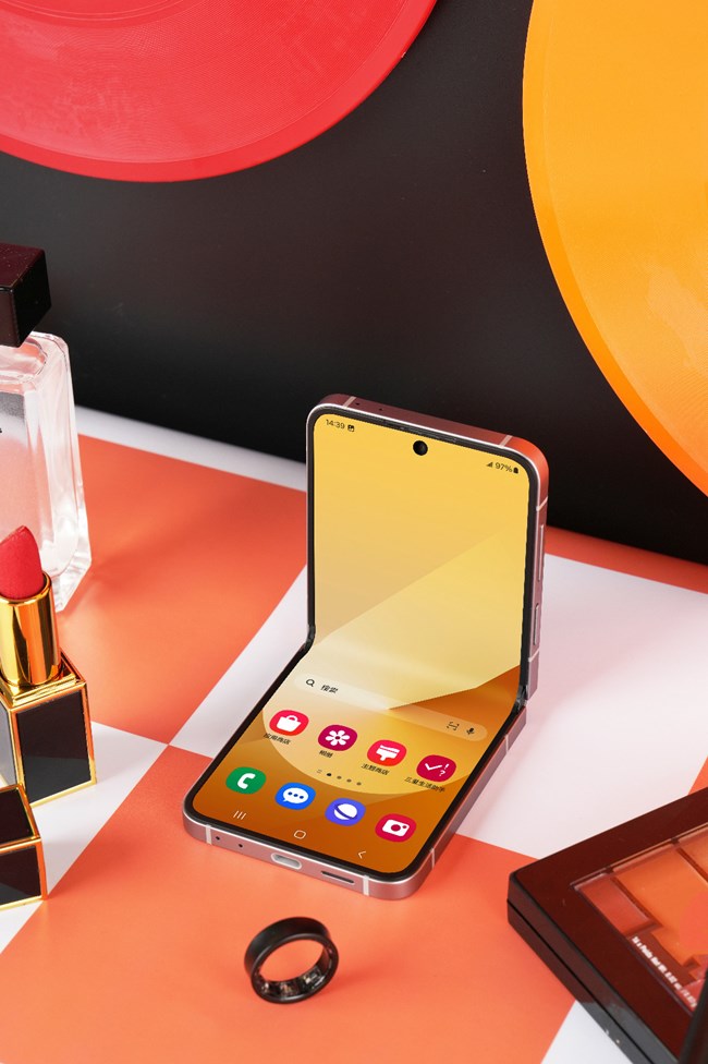 小巧精致 氣質(zhì)不凡 Galaxy Z Flip6圖賞 小巧精致 氣質(zhì)不凡 Galaxy Z Flip6圖賞