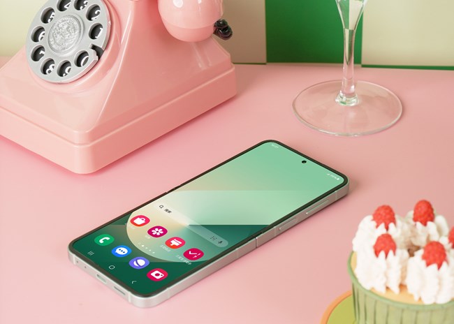 小巧精致 氣質(zhì)不凡 Galaxy Z Flip6圖賞 小巧精致 氣質(zhì)不凡 Galaxy Z Flip6圖賞