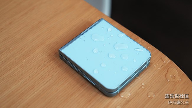 顏值與性能兼具 三星Galaxy Z Flip6評(píng)測(cè) 顏值與性能兼具 三星Galaxy Z Flip6評(píng)測(cè)