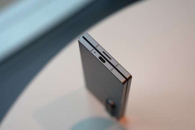 智能AI 輕薄身姿 三星Galaxy Z Fold6評(píng)測(cè) 智能AI 輕薄身姿 三星Galaxy Z Fold6評(píng)測(cè)