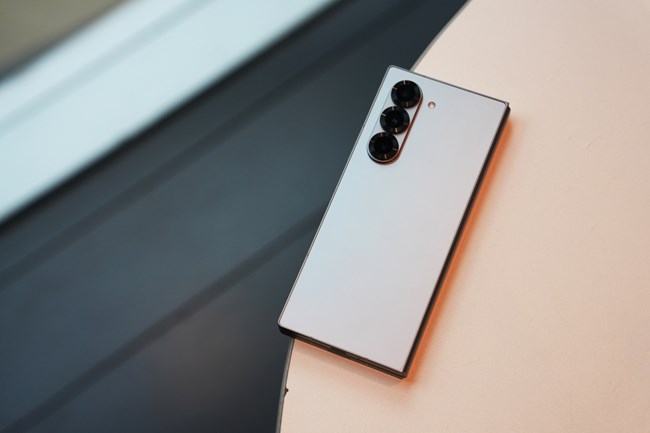 智能AI 輕薄身姿 三星Galaxy Z Fold6評(píng)測(cè) 智能AI 輕薄身姿 三星Galaxy Z Fold6評(píng)測(cè)