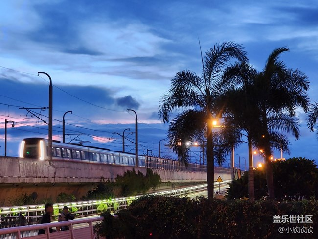 【夏日色彩狂歡】藍(lán)天和夜晚