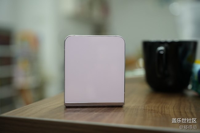 三星Galaxy Z Flip5背板耐用性