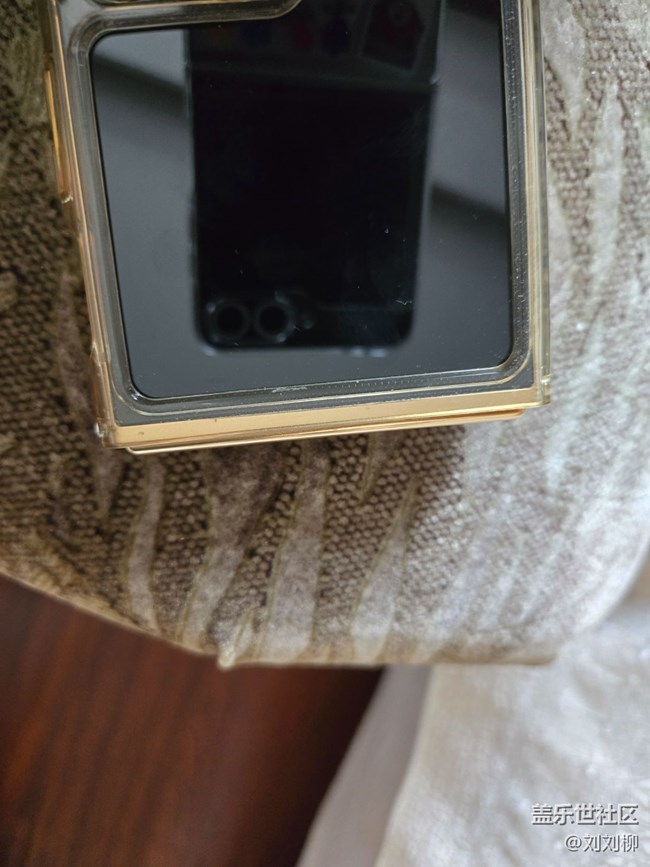 我的三星W22W24flip和Z Flip6都在使用。生活助手中提示廣告平臺監(jiān)測到異常。怎么處理？