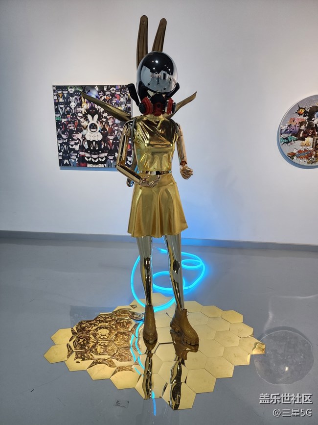 【旅行日記】幾幅雕塑制品