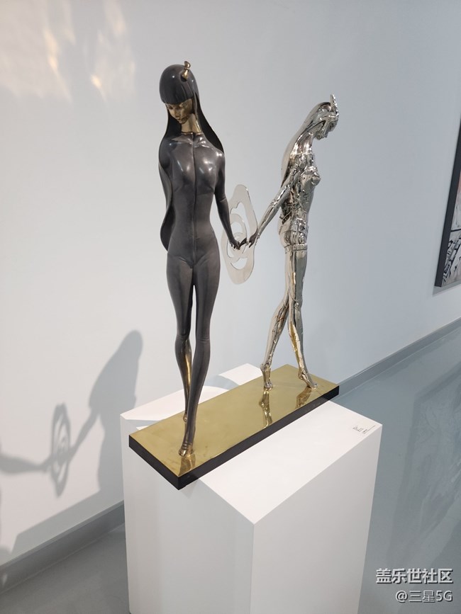 【旅行日記】幾幅雕塑制品