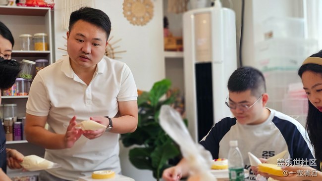 【GalaxyAi與奧運】+遇見我們之手搓蛋糕