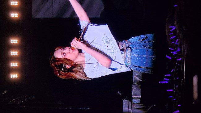 S24系列百倍變焦看演唱會(huì)