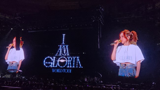 S24系列百倍變焦看演唱會(huì)