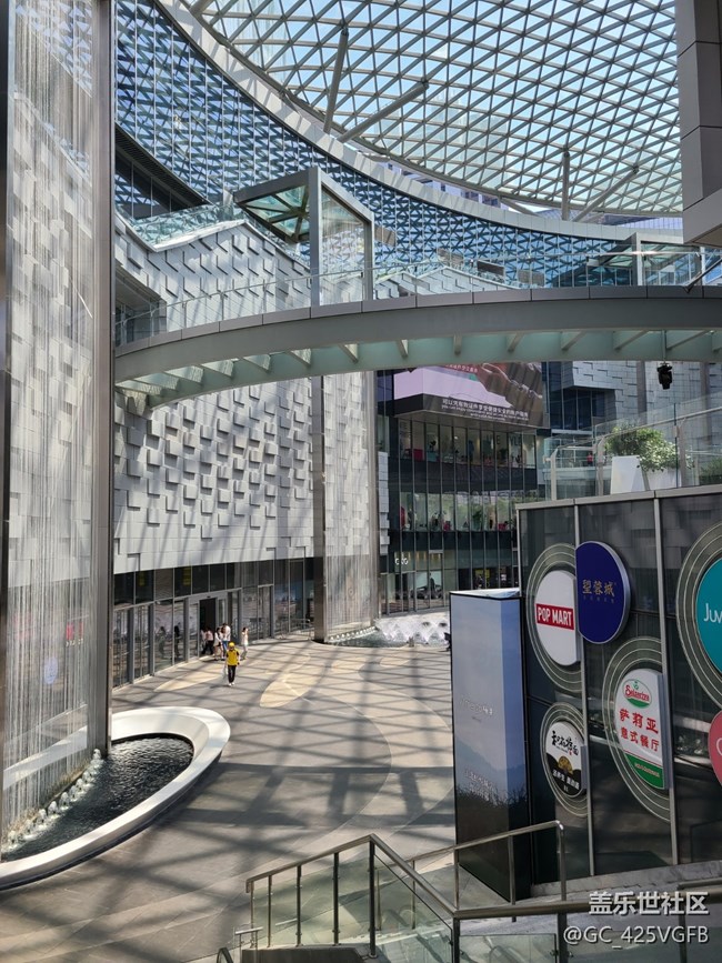 【夏日生活】商場(chǎng)玩耍