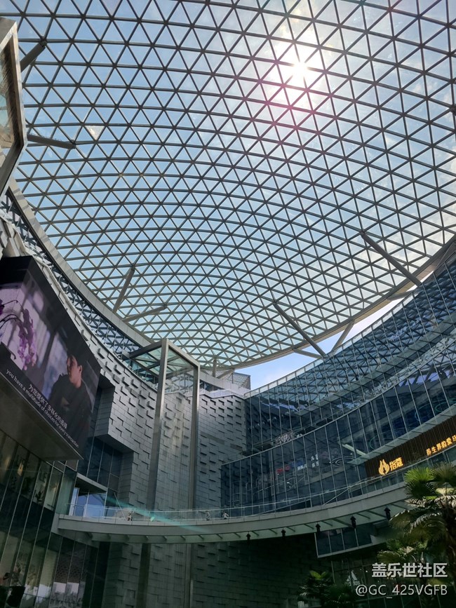 【夏日生活】商場(chǎng)玩耍