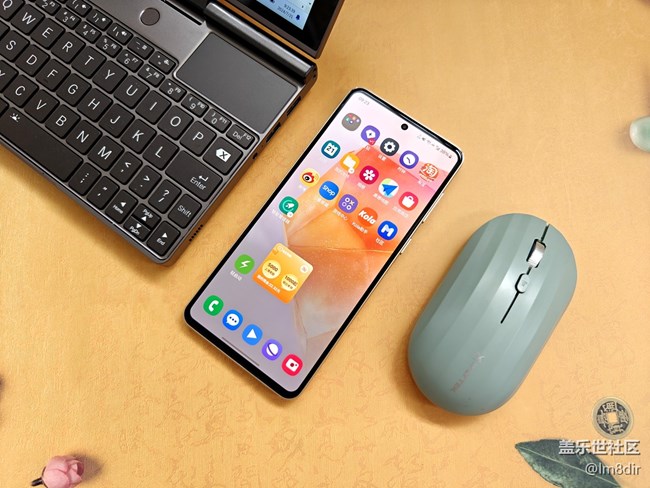 閑魚(yú)淘的二手三星Galaxy C55上手體驗(yàn)