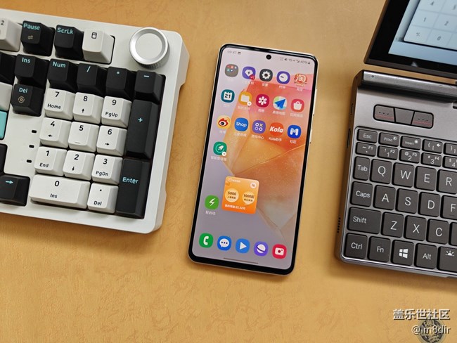 閑魚(yú)淘的二手三星Galaxy C55上手體驗(yàn)