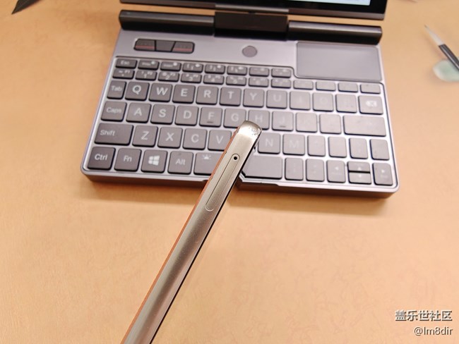 閑魚(yú)淘的二手三星Galaxy C55上手體驗(yàn)