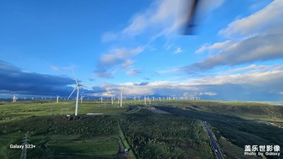 直升機(jī)上邊的風(fēng)景