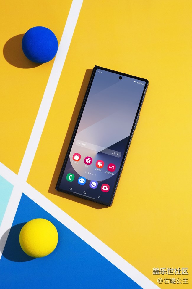 輕薄身姿 脫穎而出 三星Galaxy Z Fold6圖賞