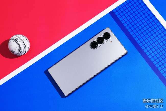 輕薄身姿 脫穎而出 三星Galaxy Z Fold6圖賞