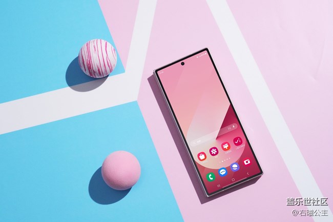 輕薄身姿 脫穎而出 三星Galaxy Z Fold6圖賞