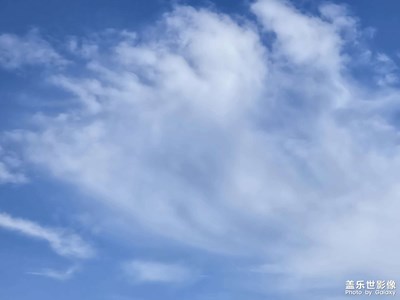 【難忘的夏天】+藍天白云