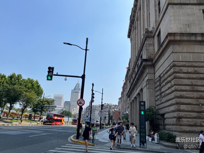 #八月記事薄—外灘風(fēng)景