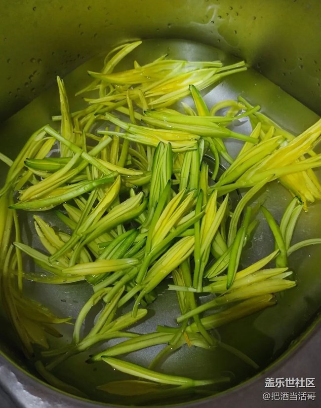 【秋天食補計劃】黃花菜炒牛肉