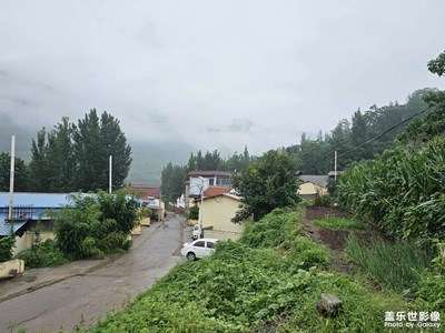 空山新雨后，天氣晚來秋