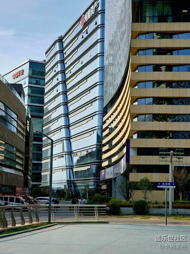 【城市風(fēng)光】北龍湖金融島