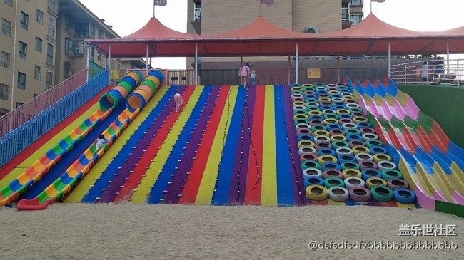 【時(shí)間影像】游樂場