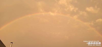 【隨處精彩】云、彩